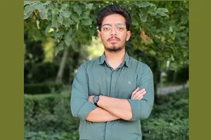 img-profile-author