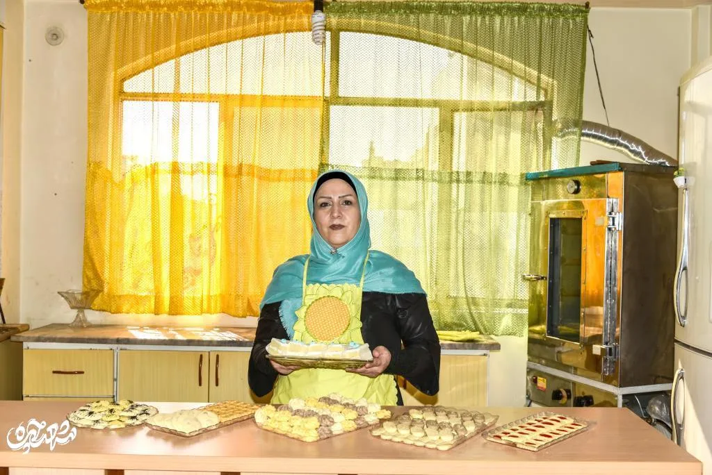 محبوبه حسینایی