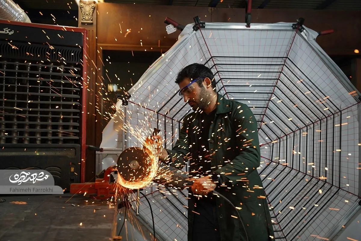 مهارت‌آموزی نوجوانان در کارگاه مجتبی قالیشویان