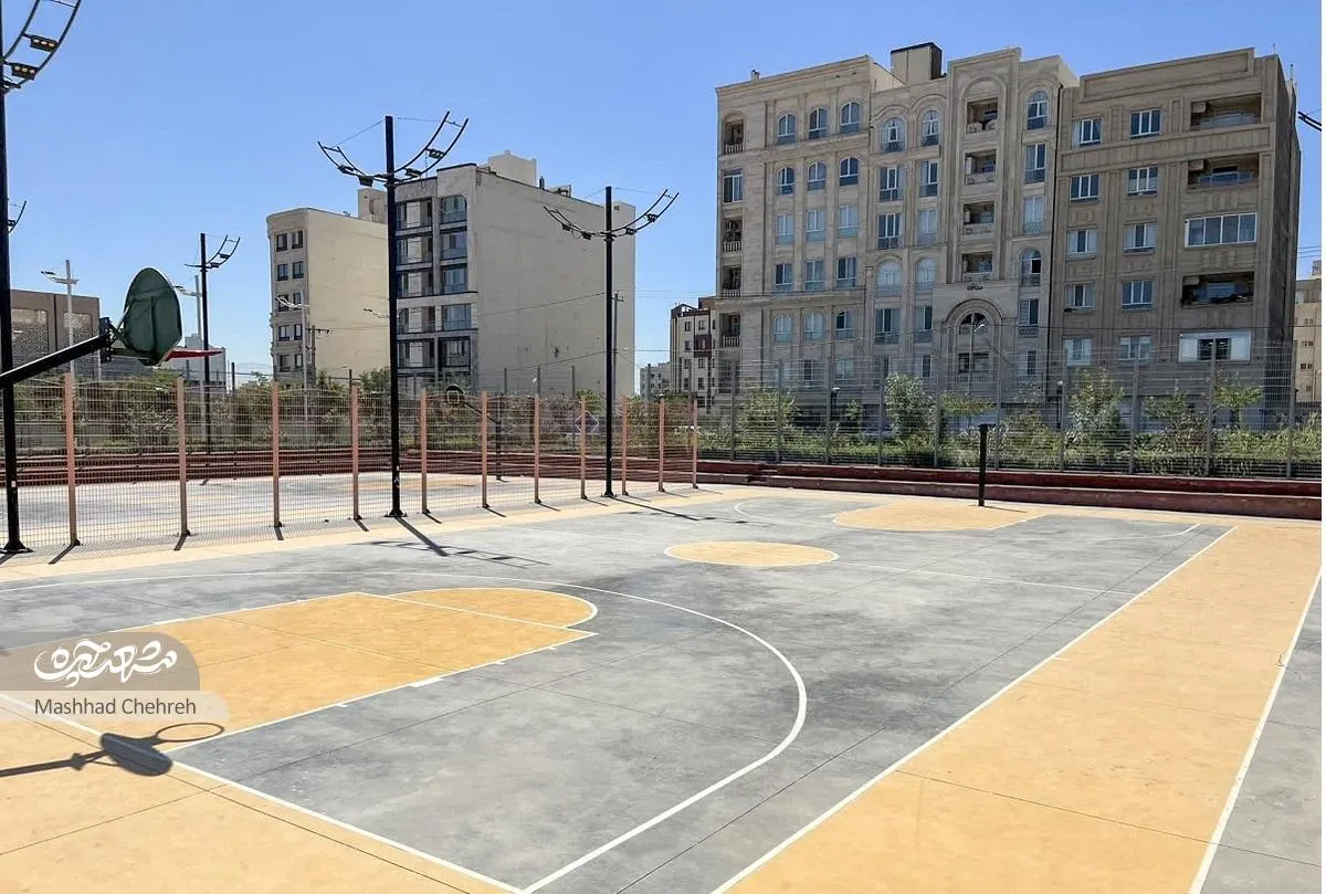 زمین روباز بوستان برکت پاتوق بسکتبالیست‌هاست