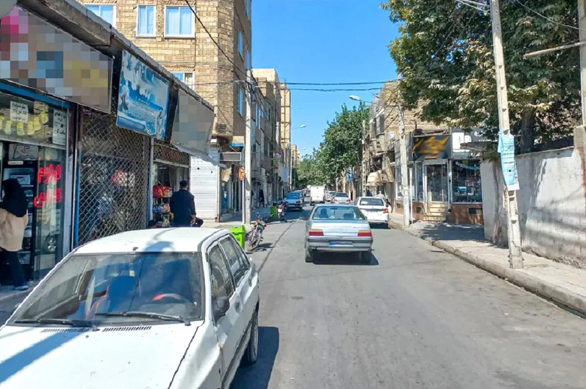 کوچه طبرسی‌شمالی۲۴
