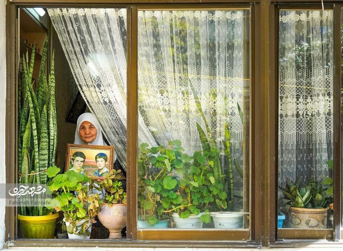حسرت آخرین خداحافظی برای مادر شهیدان صفدری‌نژاد