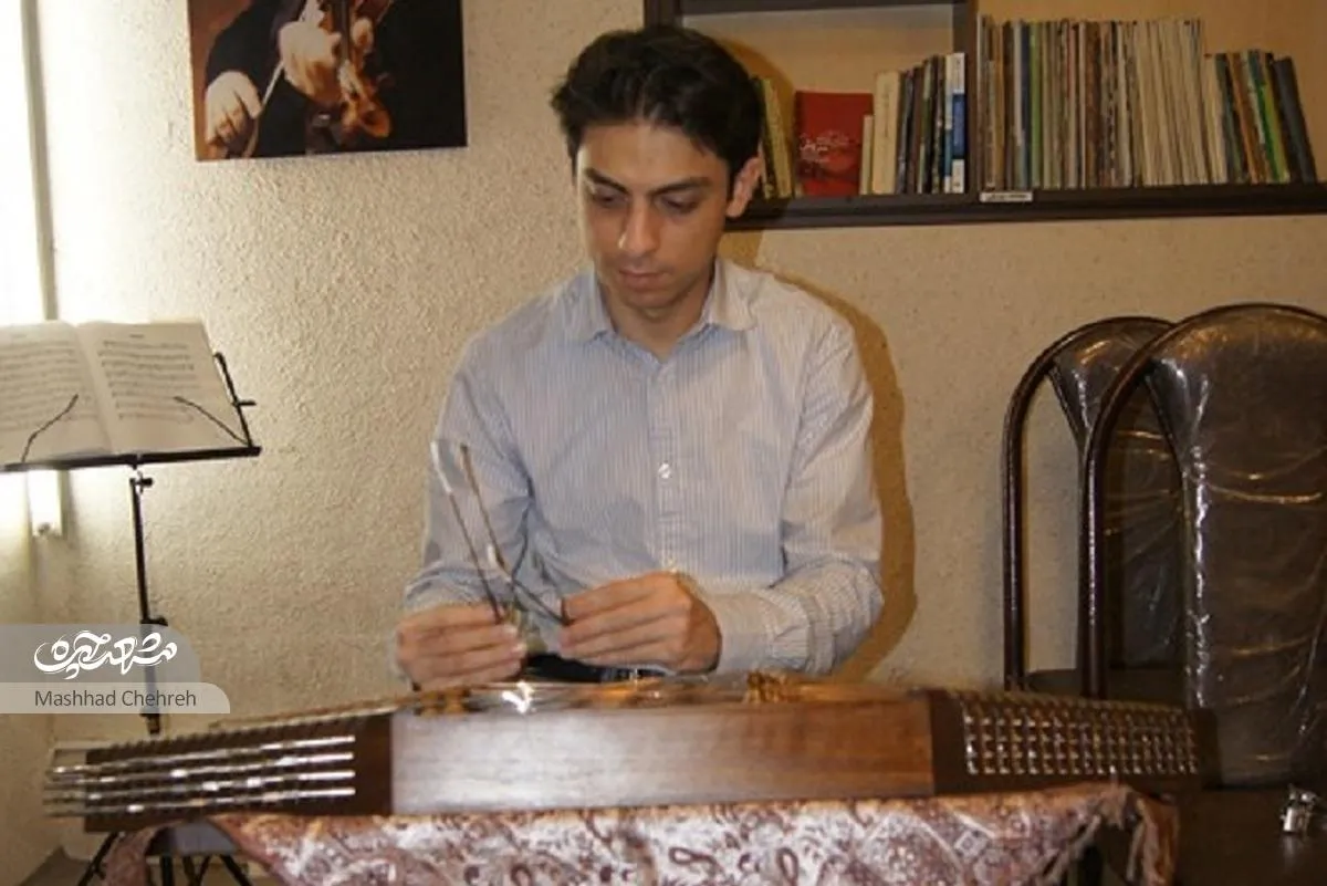 جوان محله سجاد عاشق موسیقی سنتی است
