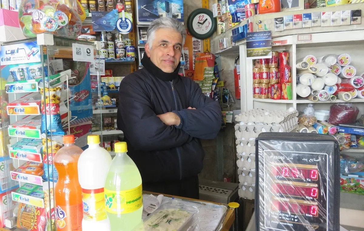 دی ماه ۵۷ در خاطرات اهالی میدان ۱۰‌دی