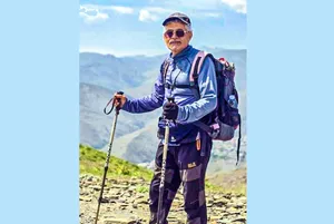 img-profile-author