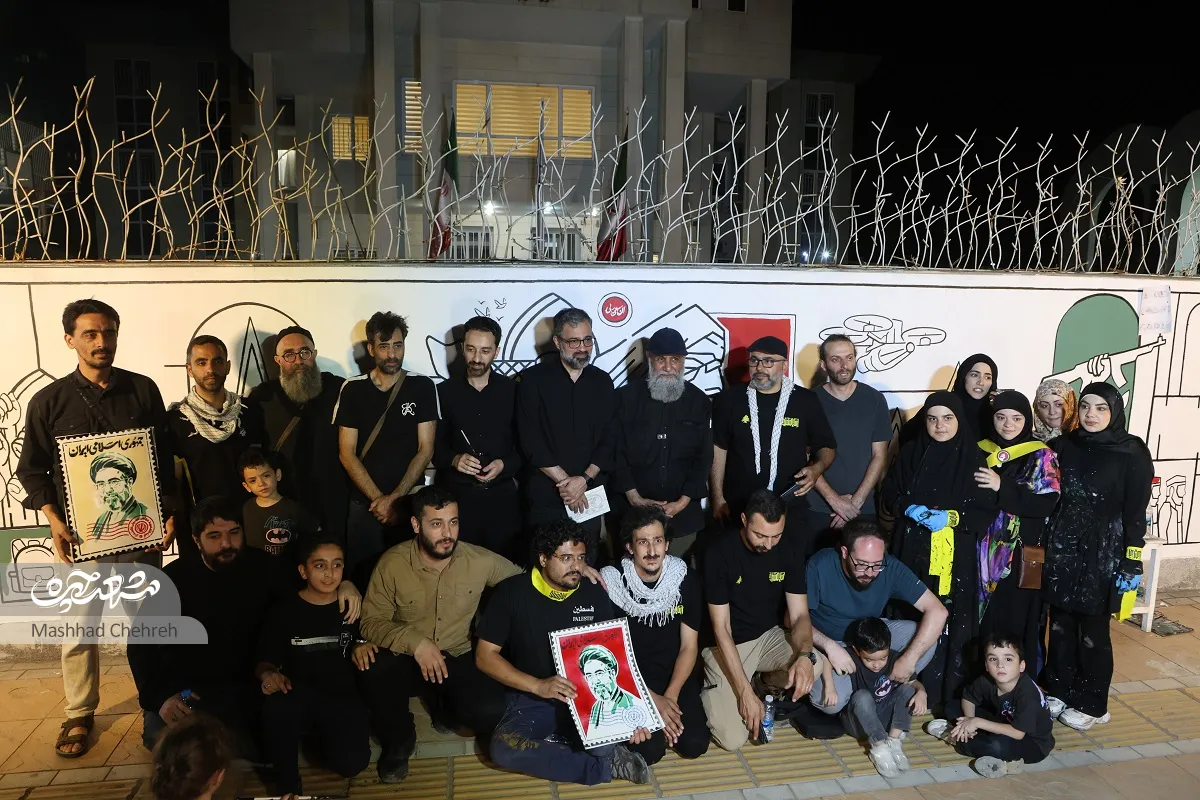 نقاشی دیواری هنرمندان ایرانی و لبنانی نقاشی دیواری هنرمندان ایرانی و لبنانی