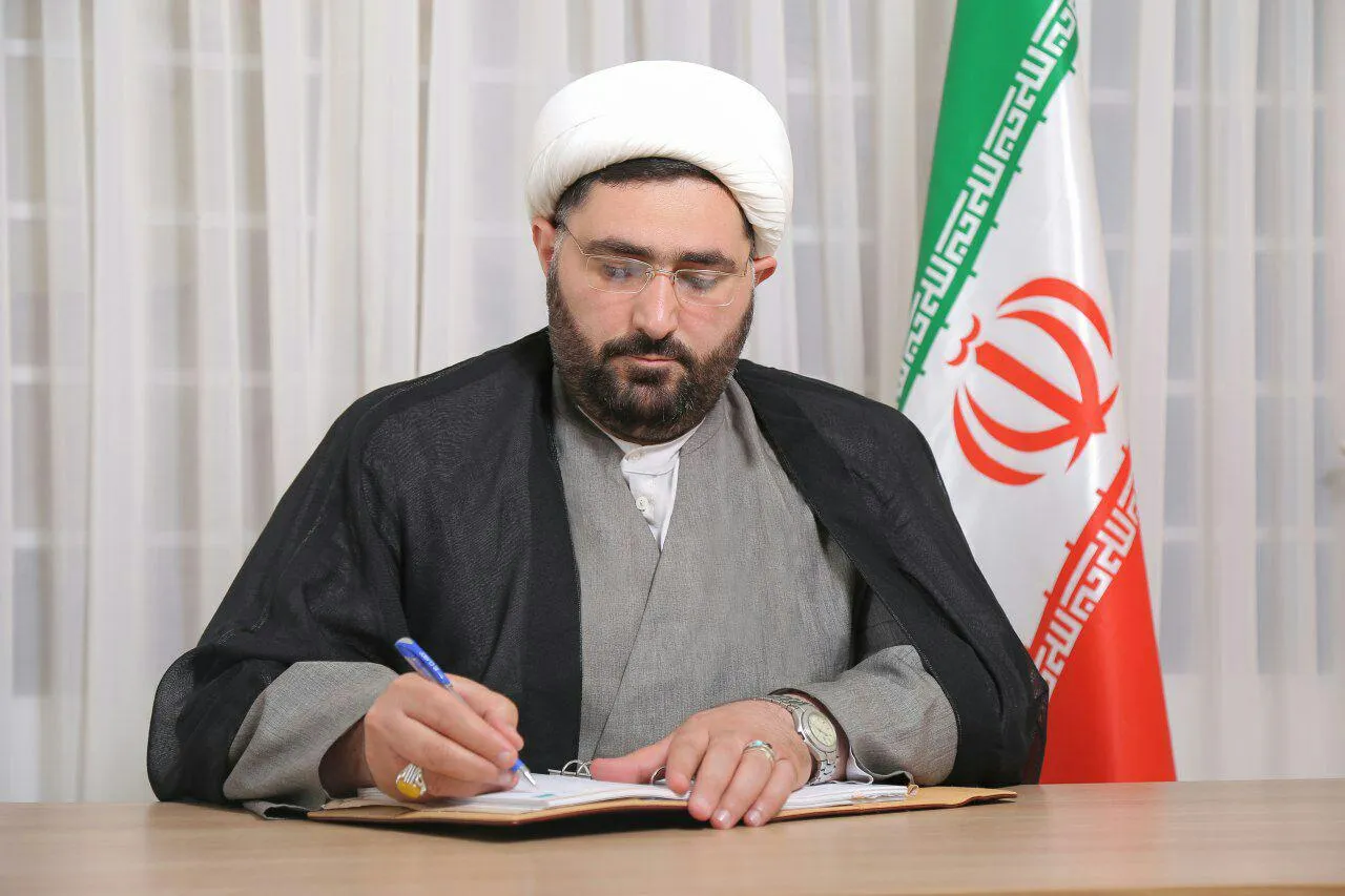 علی اکبر سبزیان مدیر کتابخانه های عمومی
