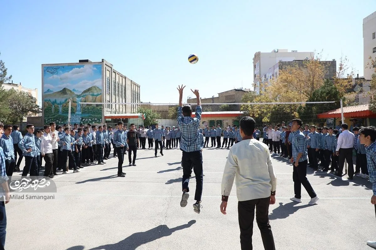مدرسه؛ یادگار ماندگار خاندان برزگر