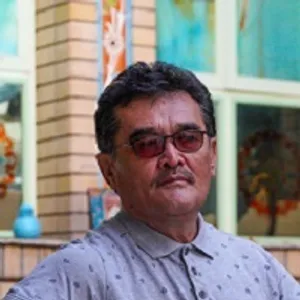 img-profile-author