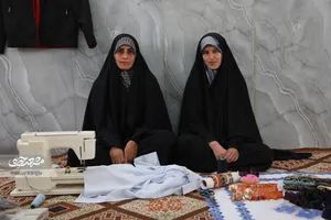 خواهران هنرمند روی پای خودشان ایستاده‌اند