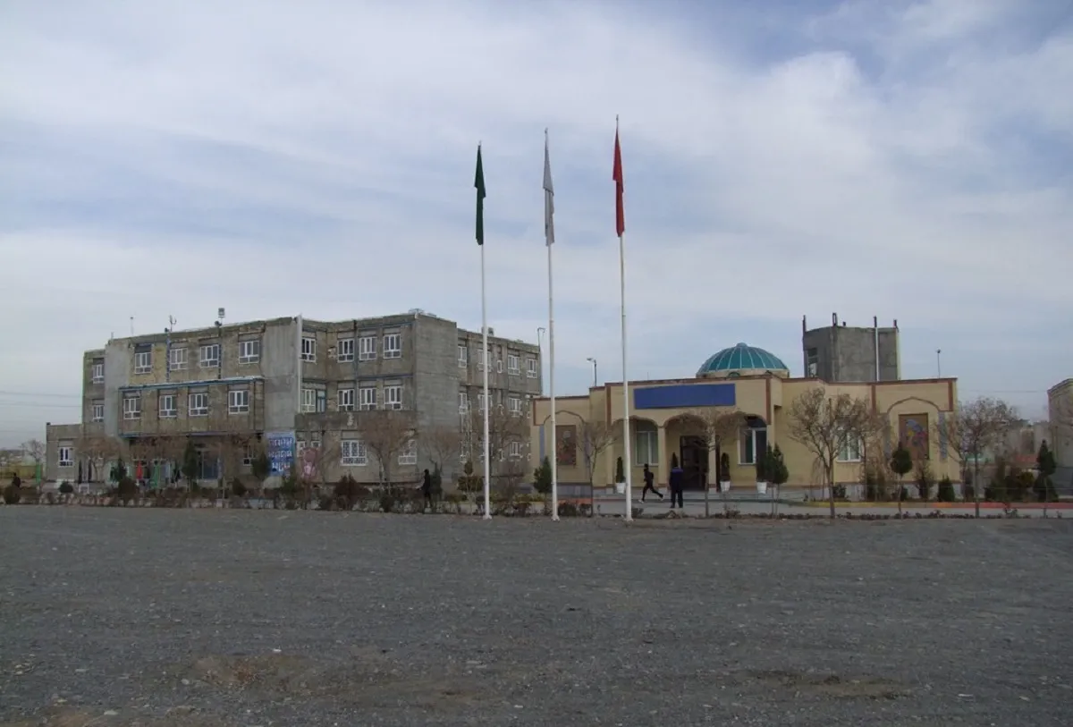 دانشکده ثامن الحجج در محله الهیه