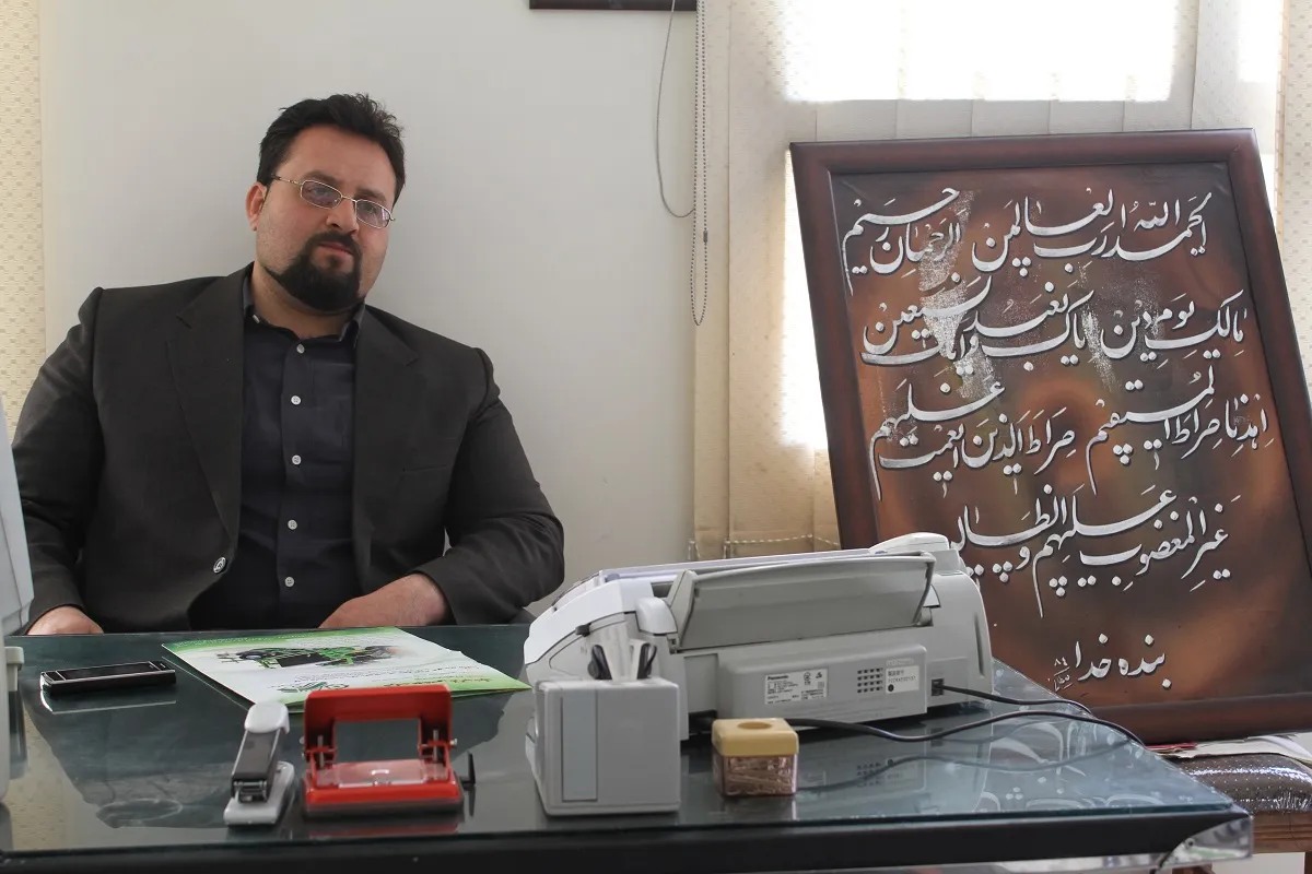  احسان قیطانی، مخترع دستگاه مالچ پهن‌کن (نایلون پهن‌کن) است