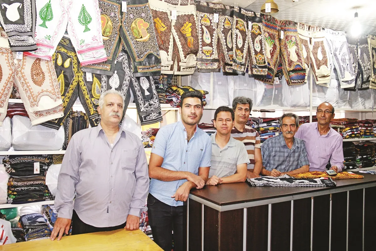 تنها کارگاه تولیدی لباس‌های ورزش باستانی استان با 9نفر می‌چرخد
