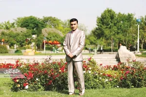 img-profile-author