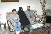 حمید محمدصادقیان مربی زوج‌های جوان مشهد است