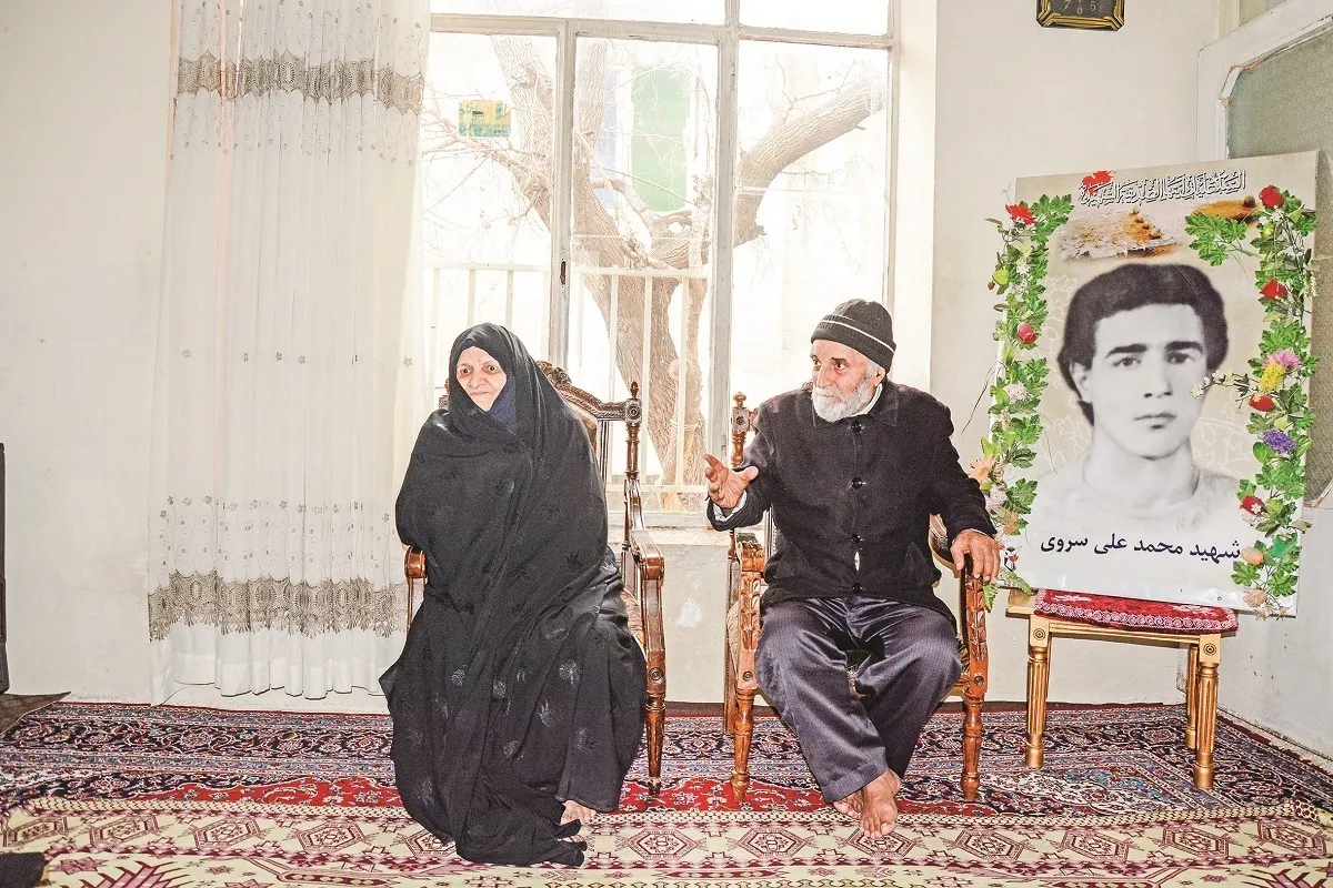 بعد از ۲۶ سال به جای پسرم  به ما دست گل دادند