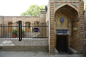 خانه توکلی با معماری قرینه‌اش در مشهد شاخص است
