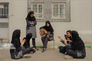 دانش‌آموزان هنرستان محله زیباشهر، شاگرد اول‌های صحنه هنر