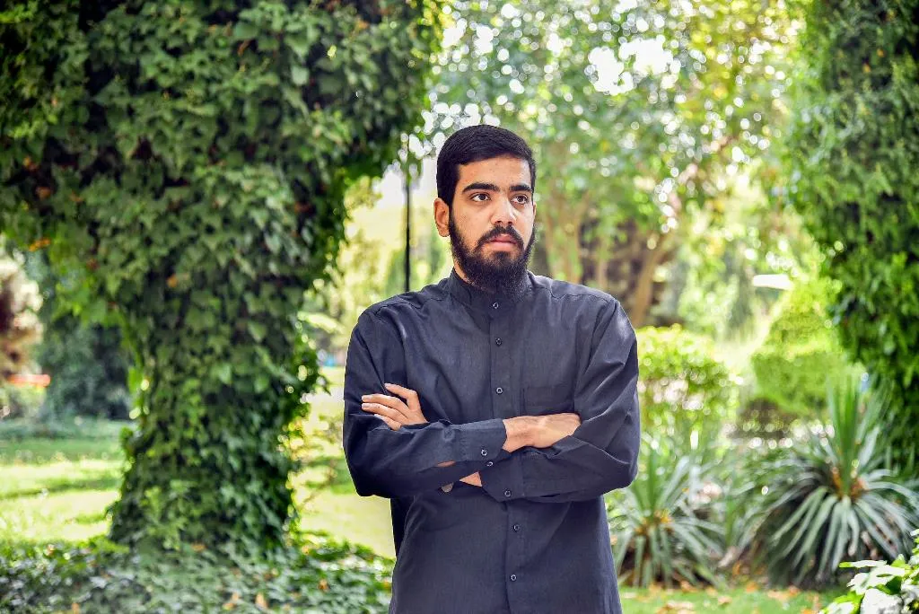 علیرضا یوسفی طلبه خیّر