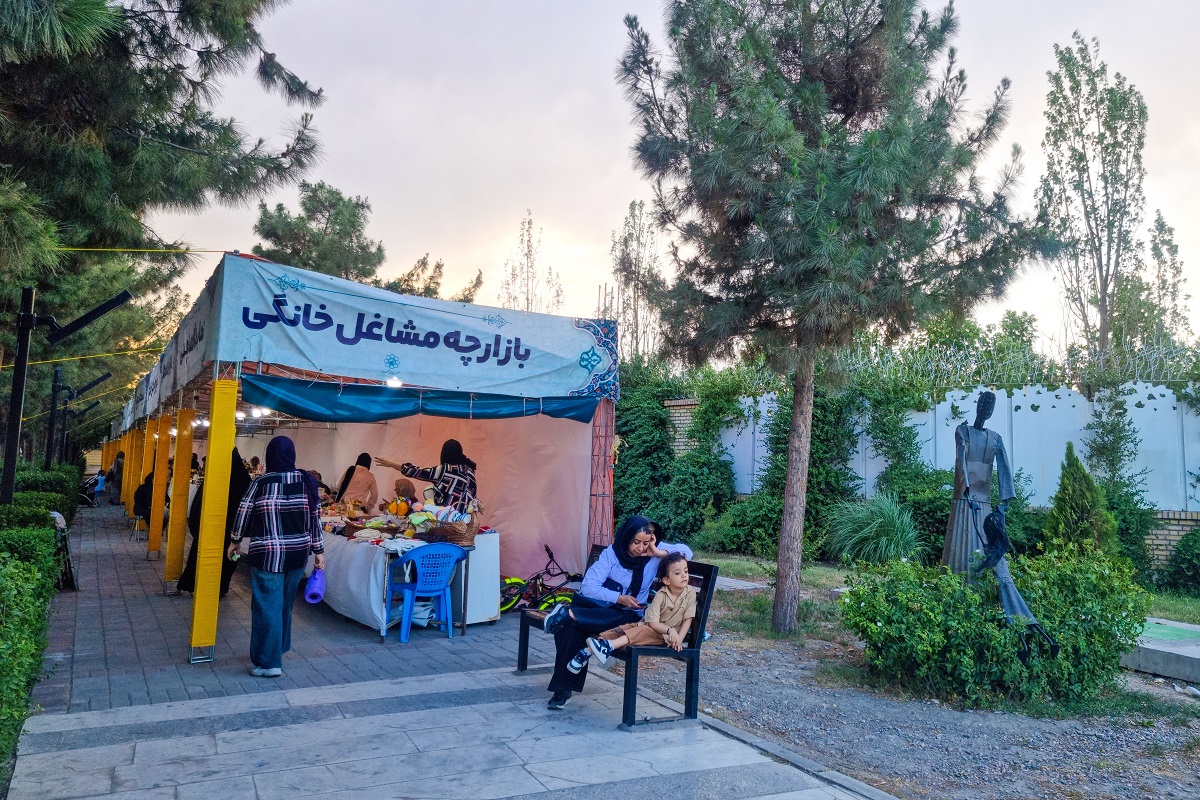 ۵۰ غرفه هنر، در انتظار مشتریهای خوش سلیقه ۵۰ غرفه هنر، در انتظار مشتریهای خوش سلیقه