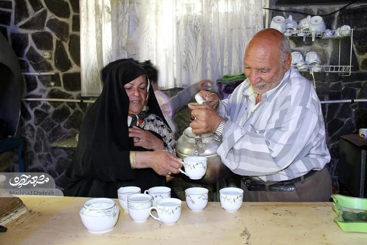 ۴۶ سال کافه داری حاجی قهوه‌چی در میان کوه‌های خلج!