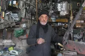 چاقوساز قدیمی محله عبادی به چلونگر معروف است