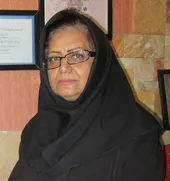 بانوی کارآفرین محله آزادشهر ۲۴ گواهینامه داخلی و خارجی دارد