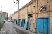 کوچه محمدیه، همسایگی قماش&zwnj;&zwnj;فروش&zwnj;ها با حسینیه&zwnj;ها