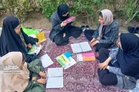 معلم دلسوز محله کوی مهدی کلاس درسش را به بوستان بهشت برد
