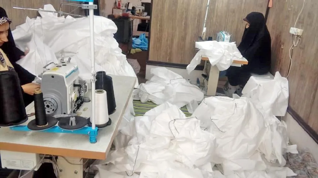 تولید سخت‌افزار مبارزه با کرونا در کارگاه‌های محله مهرگان