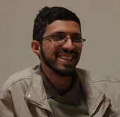 امام جماعت محله شهیدقربانی نویسنده است