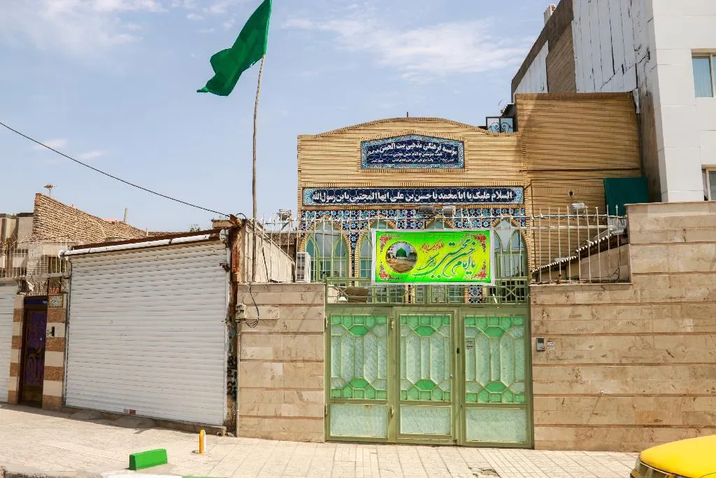 مجالس حسینیه بیت الحسن(ع) را ساکنان «مجلسی» می‌چرخانند