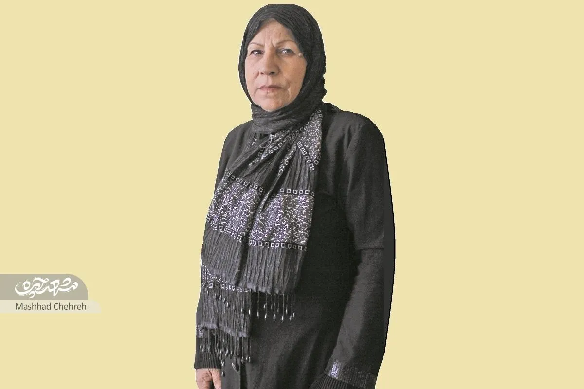 ربابه باشکوهی، مدیر باشگاه فوتبال و مادر تیم‌‌دار مشهدی است