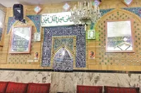 پذیرایی با نان و خرما در مسجد بازار سرشور