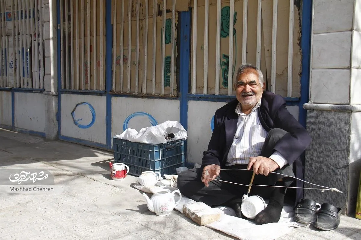 عمو محمد جمال چینی بندزن قدیمی محله مقدم است