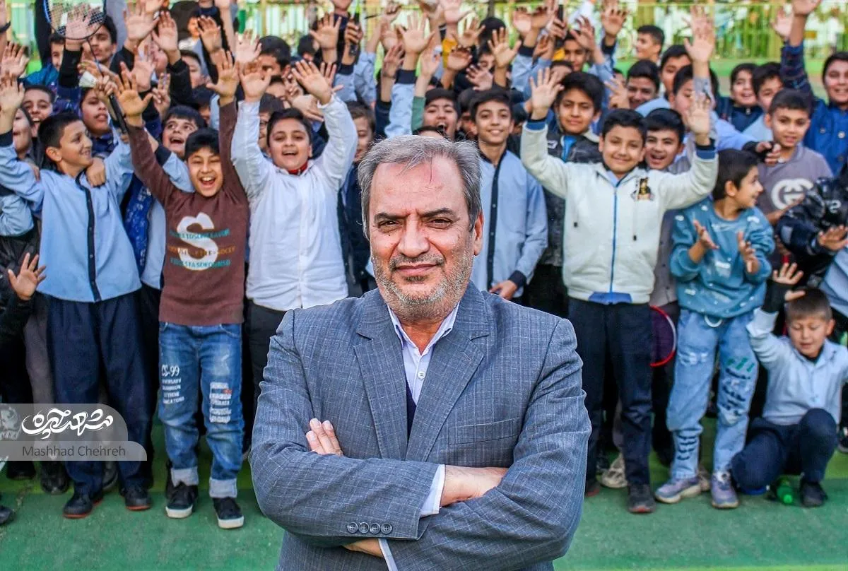 آموزش علم و هویت به دانش‌آموزان افغانستانی‌ در مدرسه توحید