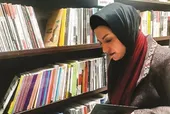 تشویق دبیر ادبیات من را شاعر کرد