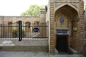 خانه توکلی با معماری قرینه&zwnj;اش در مشهد شاخص است