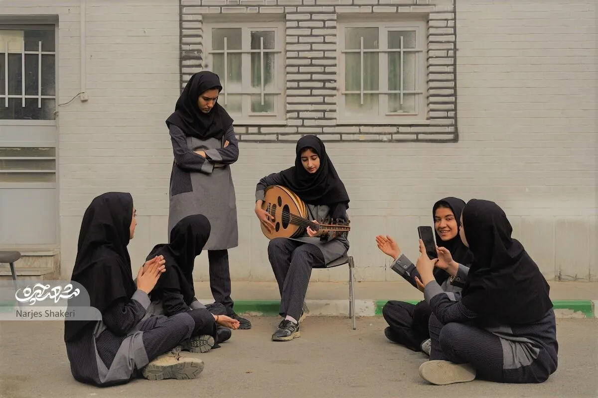 دانش‌آموزان هنرستان محله زیباشهر، شاگرد اول‌های صحنه هنر