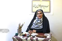تلاش خوش‌نویس محله سیس‌آباد برای نقش‌آفرینی بانوان