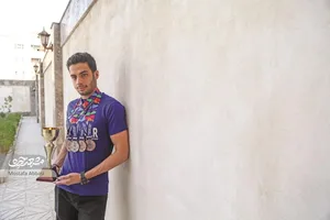 محمدحسین کریمی؛ پرمدال‌ترین شناگر کم‌بینای ایران است