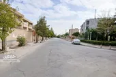 حجاب ۵۲؛ کوچه&zwnj;ای برای قدکشیدن